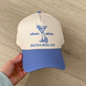 x REVOLVE Health & Social Cap